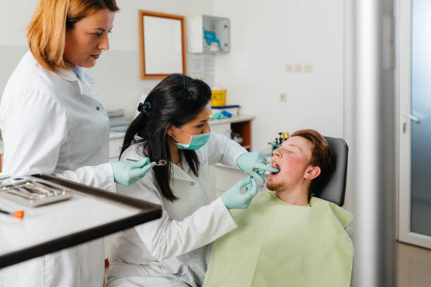 Best Pediatric Emergency Dentist in Earlvle, IL
